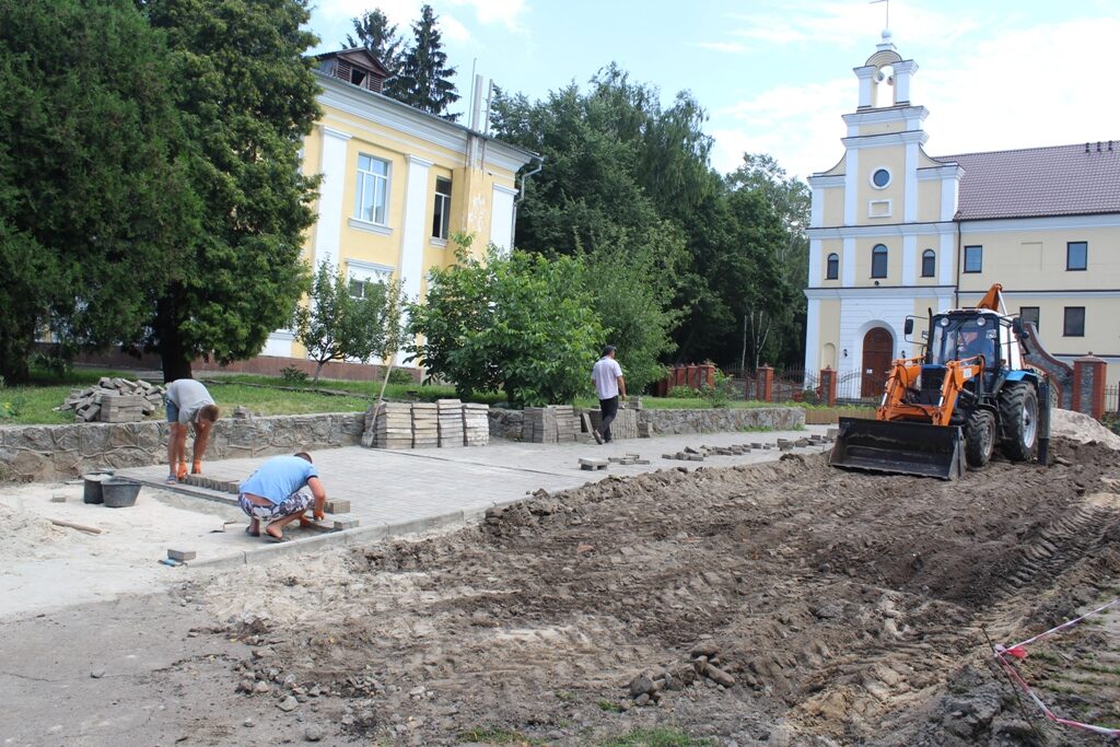 У Чуднові розпочалися роботи щодо встановлення пам’ятника Яну Барщевському