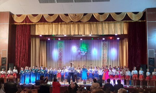З нагоди Дня матері та Міжнародного Дня сім'ї у Чуднівському міському будинку культури відбувся святковий концерт
