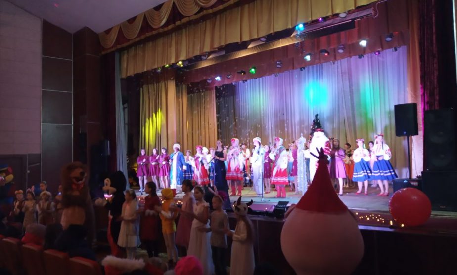 У Чуднівському міському будинку культури відбулось новорічне свято для дітей