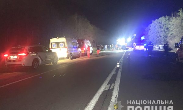 В ДТП на Рівненщині загинуло 3 та травмовано 5 жителів Житомирщини