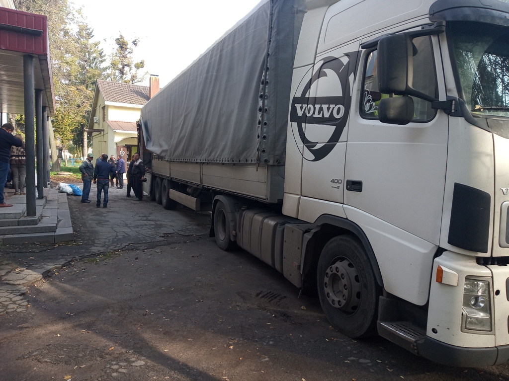 Майже 20 тонн гуманітарної допомоги від Чуднівської громади отримали жителі Харківщини