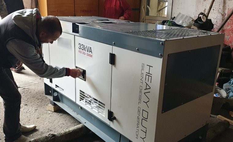 Чуднівська лікарня на Житомирщині отримала новий потужний генератор для котельні