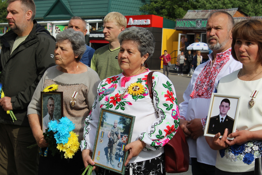 Чуднів: вшанували пам’ять Героїв України