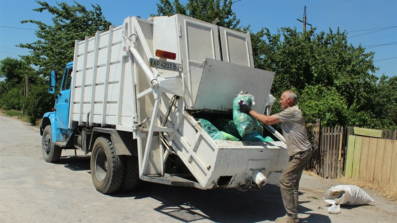 Чуднівщина: конкурс на виконавця послуг з вивезення сміття в смт Вакуленчук