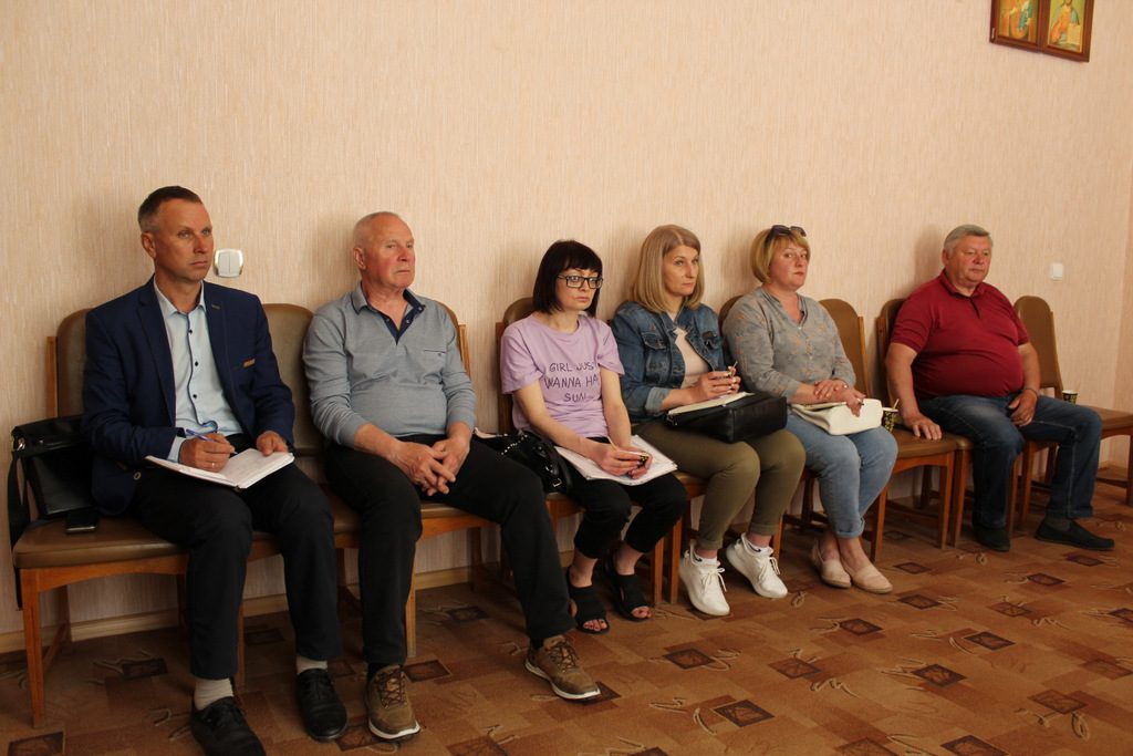 Нарада старост громади і керівників комунальних підприємств