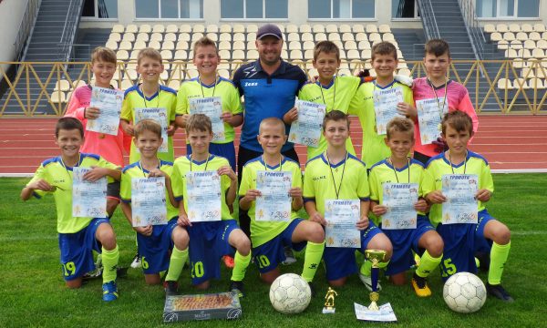 Футбольна команда Чуднівської ДЮСШ здобула перемогу у відкритому чемпіонаті з футболу