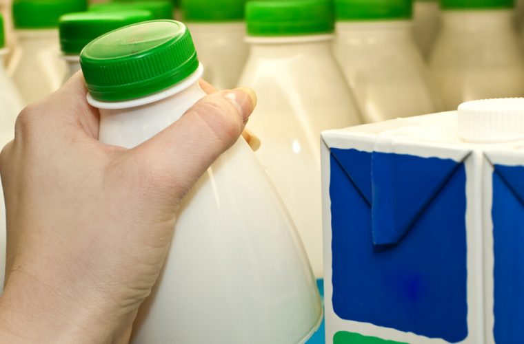 В Україні може ще більше подорожчати молочка: на скільки зростуть ціни