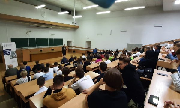 Верховна Рада України прийняла у першому читанні законопроект про зміни у фінансуванні вищої освіти