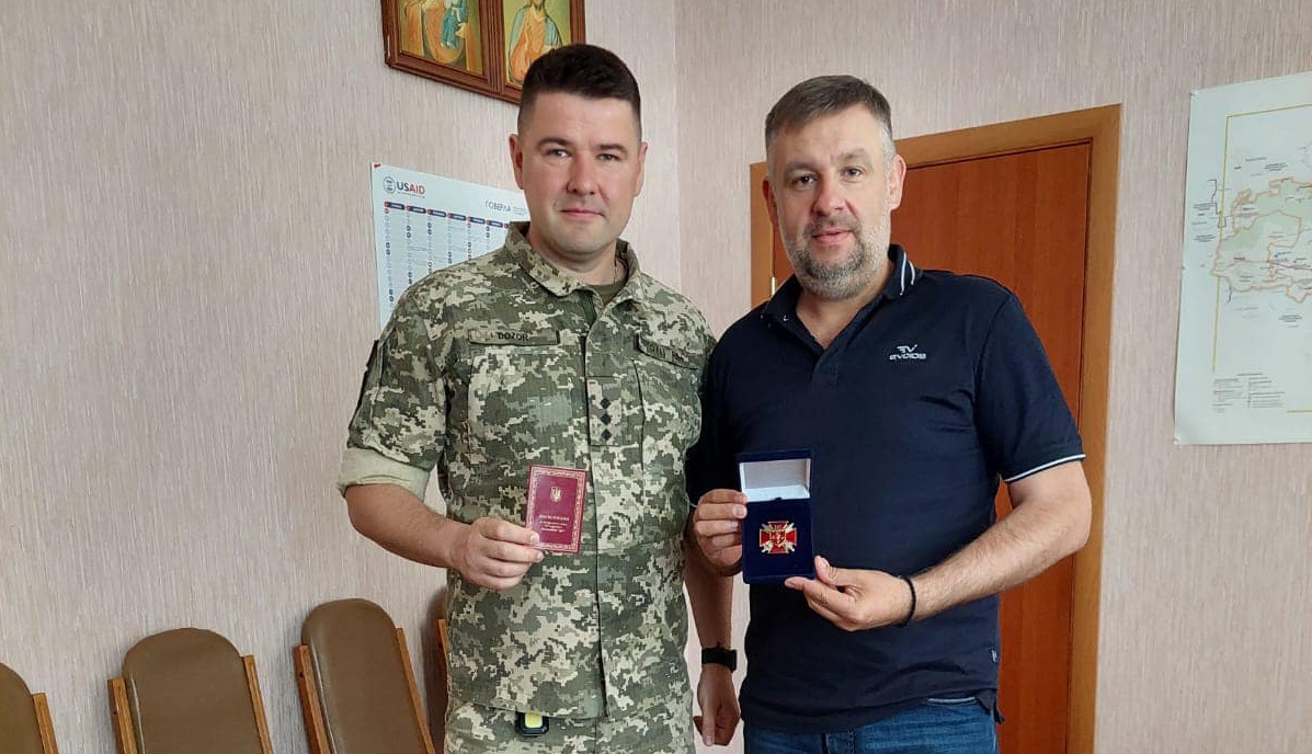 Голова Чуднівської міської ради Віталій Войтко отримав нагрудний знак 141 батальйону