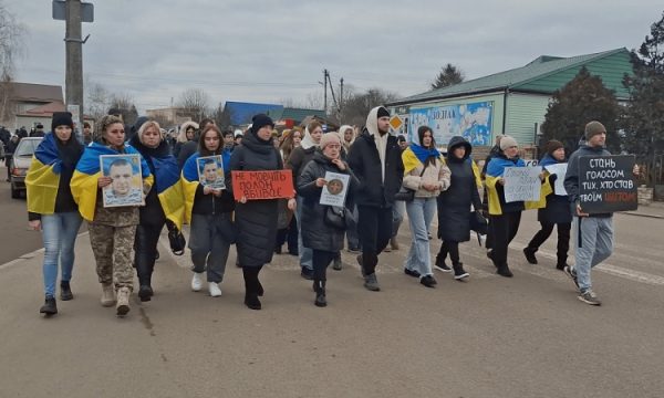 У Чуднові відбулася акція на підтримку військовополонених та зниклих безвісти