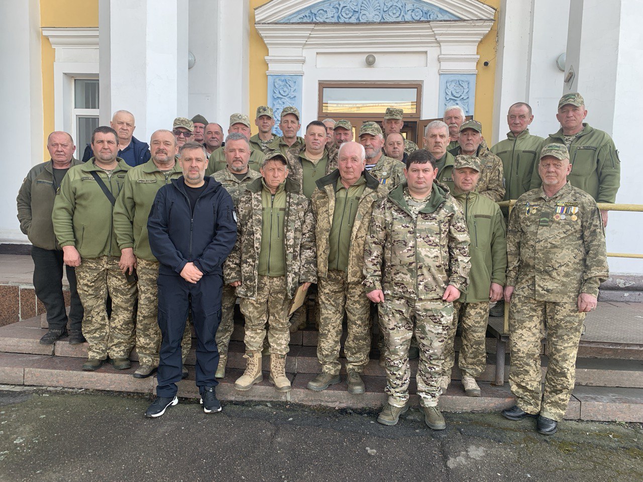 Вітання з Днем добровольців приймали бійці Чуднівського ДФТГ