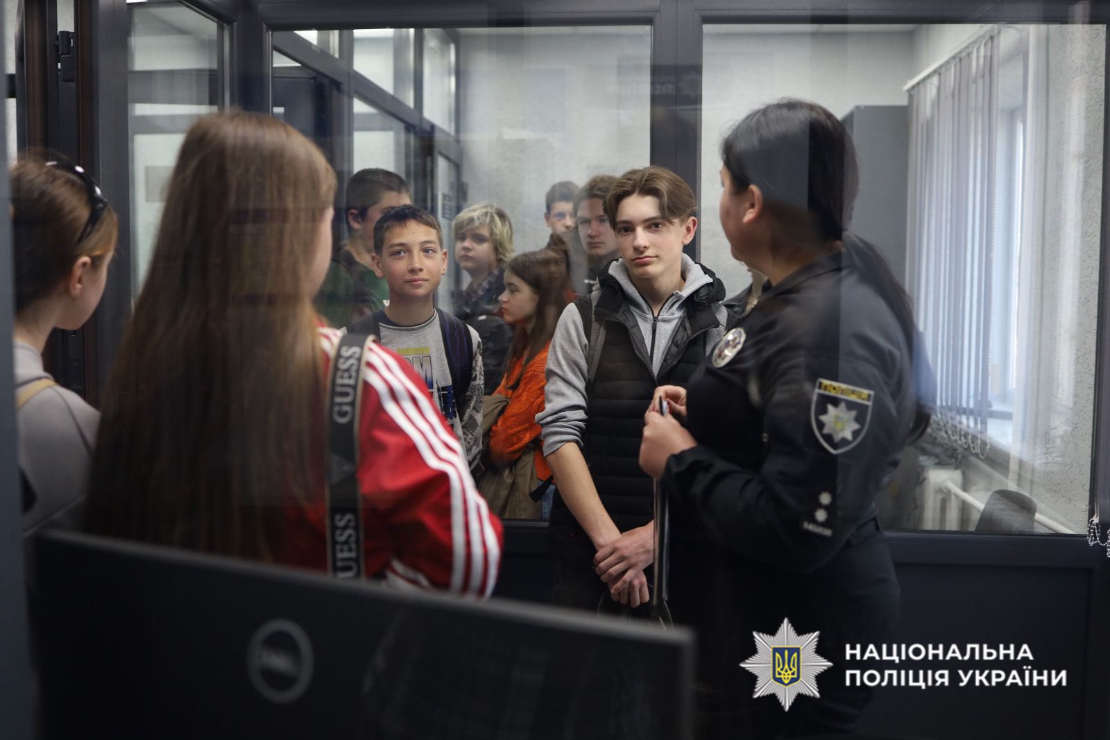 Чуднівські поліцейські знайомили ліцеїстів з особливостями служби в поліції