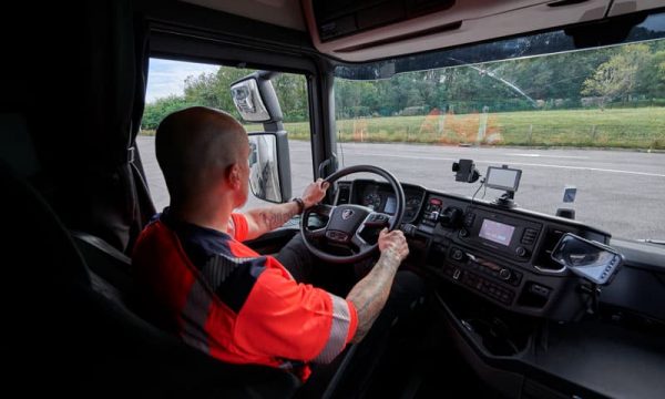 Відкрито понад 60 вакансій водіїв у Житомирській області: обіцяють зарплату до 35 тис грн