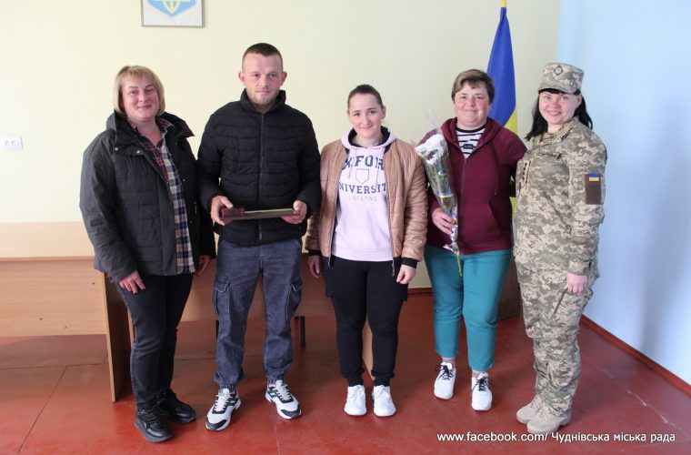 Воїн Микола Смірнов з Великих Коровинців отримав відзнаку Міністра оборони України