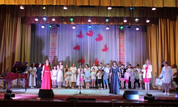 Випуски в спортивній школі, школі мистецтв і танцювальному колективі у Чуднові
