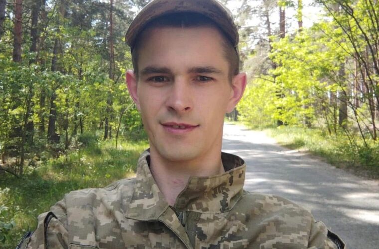 У Карвинівці провели в останню путь полеглого Воїна Максима Ренькаса