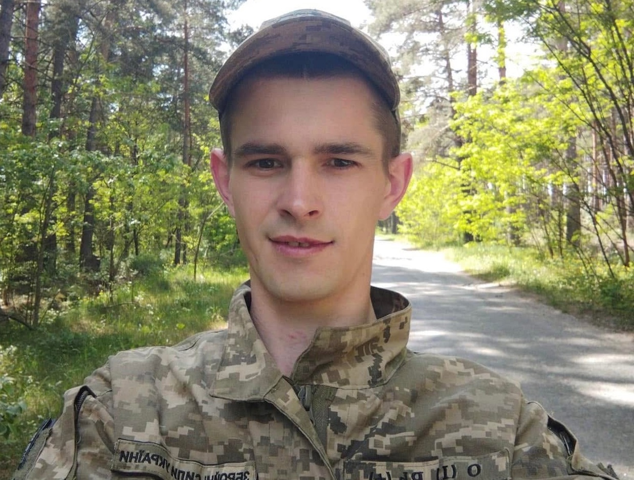 У Карвинівці провели в останню путь полеглого Воїна Максима Ренькаса