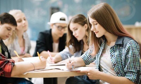 Грант на навчання у виші: хто може отримати 17 чи 25 тис грн