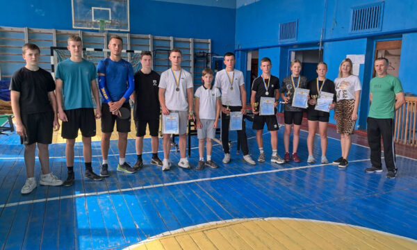 Турнір з настільного тенісу відбувся у Чуднові: оголошено переможців