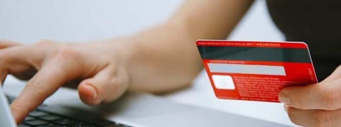 Робота ставити вподобайки: двоє жінок віддали шахраям до 100 тис грн