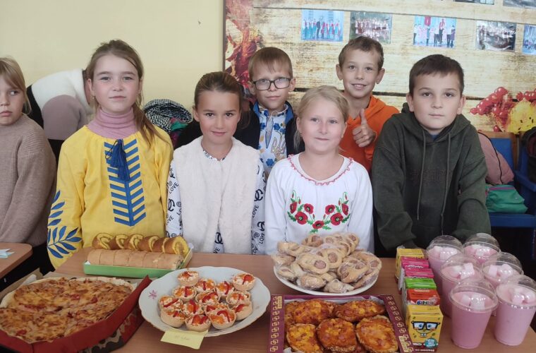 Благодійні ярмарки відбулися в Дубищенській та Будичанській гімназіях: збирали кошти для військових