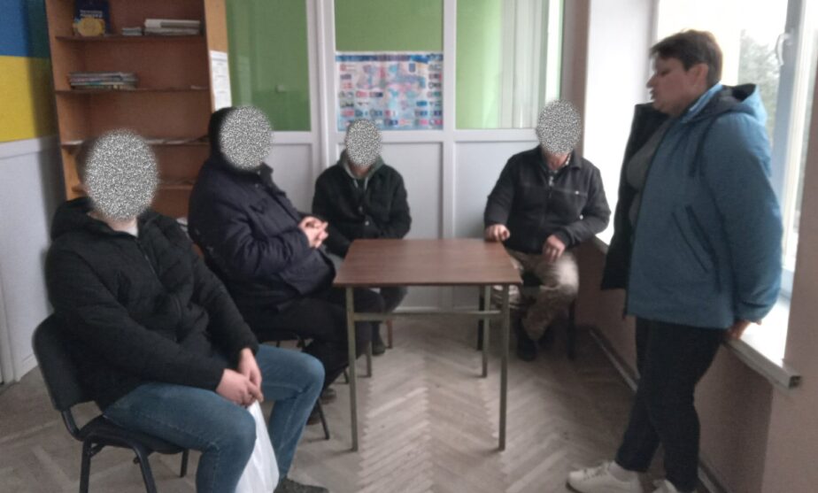 Бесіду про соціальні права громадян провів фахівець Житомирського районного сектору №10