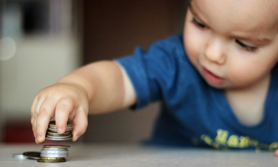 Нові виплати при народженні дитини: хто зможе отримати 50 тисяч