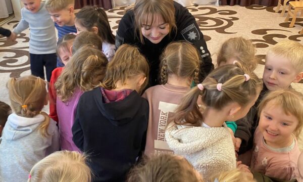 Про дитинство без насильства: у Чуднові поліцейські провели пізнавальний захід для наймолодших