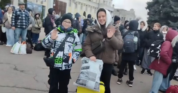 20 діток з Чуднівської громади вирушили на відпочинок у «Артек» в Пуща-Водиці