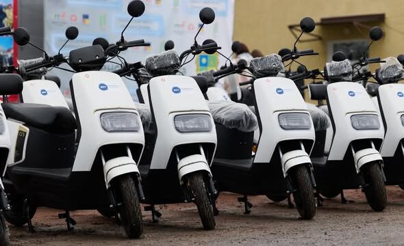 Електроскутер отримала команда соцпрацівників Чуднівської громади