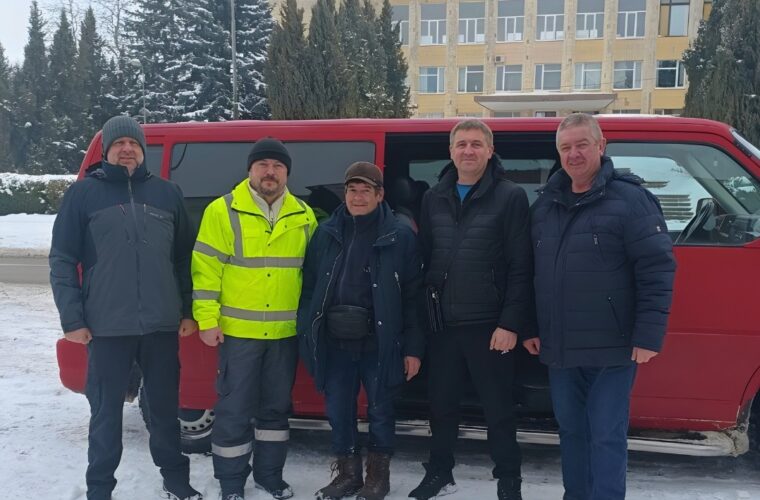 Чуднівська громада відрядила двох комунальників до столиці для ліквідації наслідків обстрілів інфраструктури