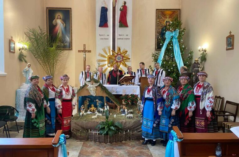 73 тисячі гривень зібрали колядники Чуднівщини у благодійній акції «Заспіваєм коляду — підтримаємо ЗСУ»