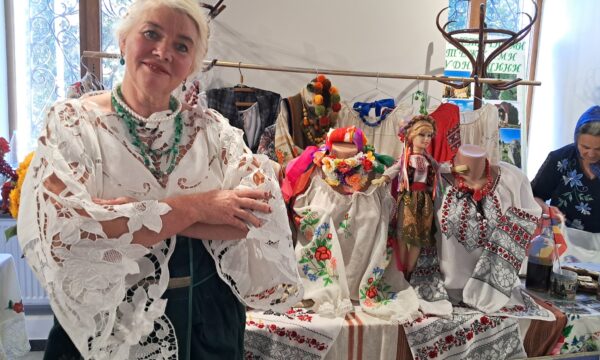 Тетяні Їжак з Карвинівки присвоєно звання «Майстер народної творчості»